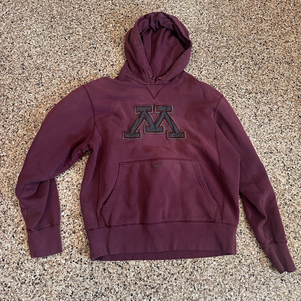 Nike Womans Minnesota hoodie size Medium